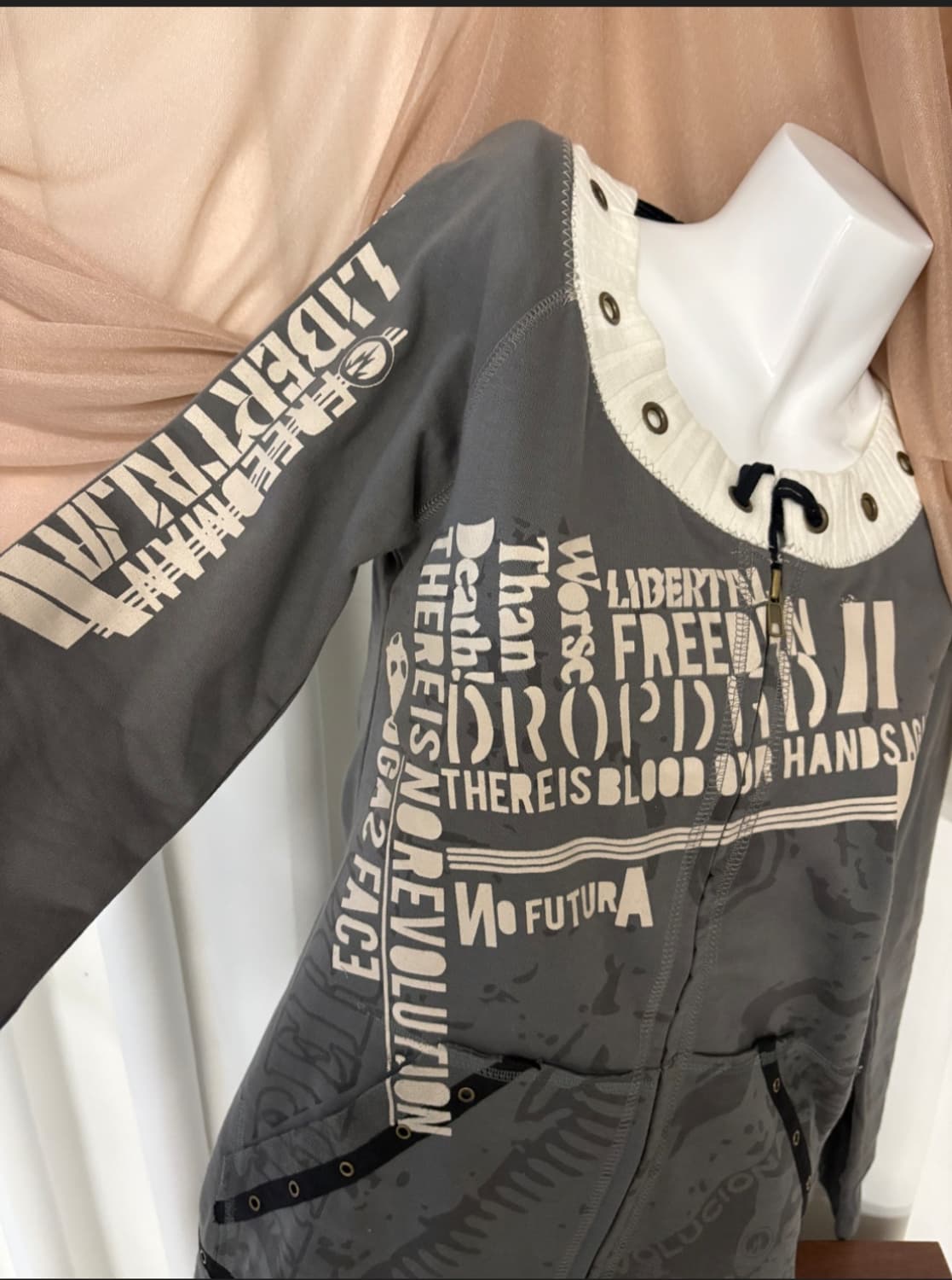 LIBERTALIA  상품이미지3