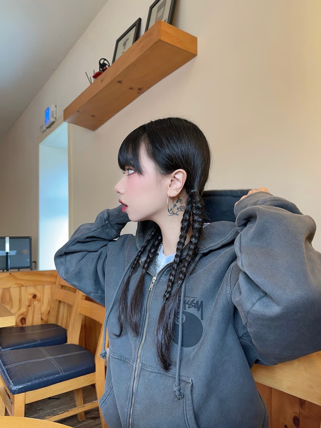 스투시 8볼 피그먼트 다이드 집 후드 블랙 s 상품이미지1