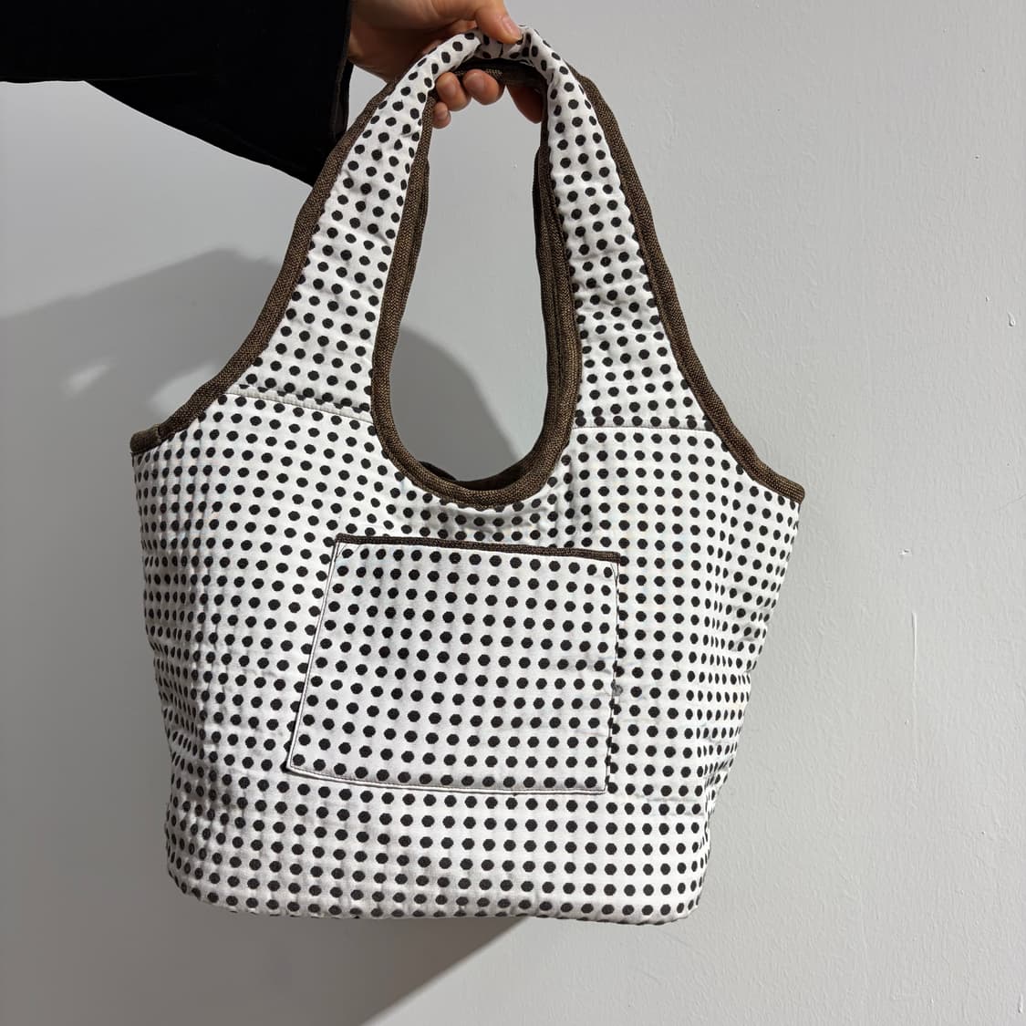 GALLERY VISCONTI 브라운 도트 리본 오네갸루 가방 토트백 상품이미지5