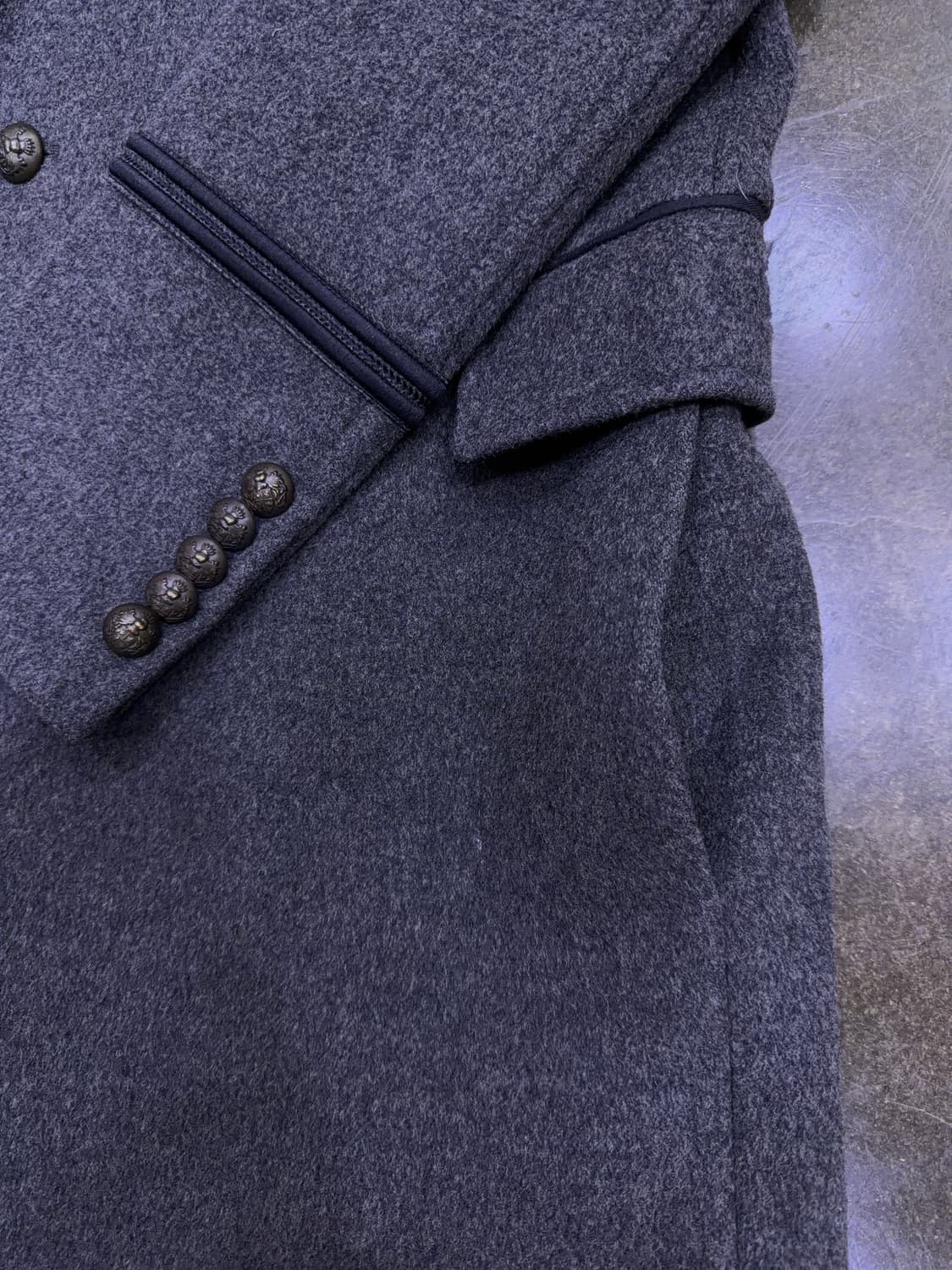 타임옴므 더블 블레스트 견장 울 코트 그레이 105 상품이미지6