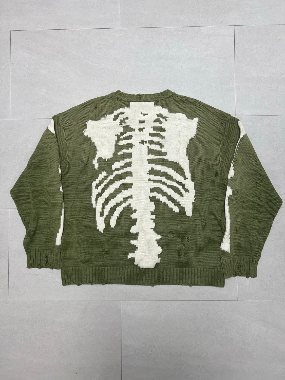 캐피탈 본 니트 카키 사이즈3 상품이미지1