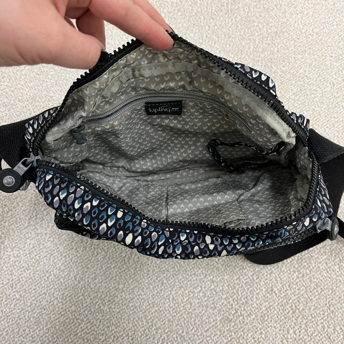 실측확인 키플링 디나 크로스백 가방 0210M 상품이미지4