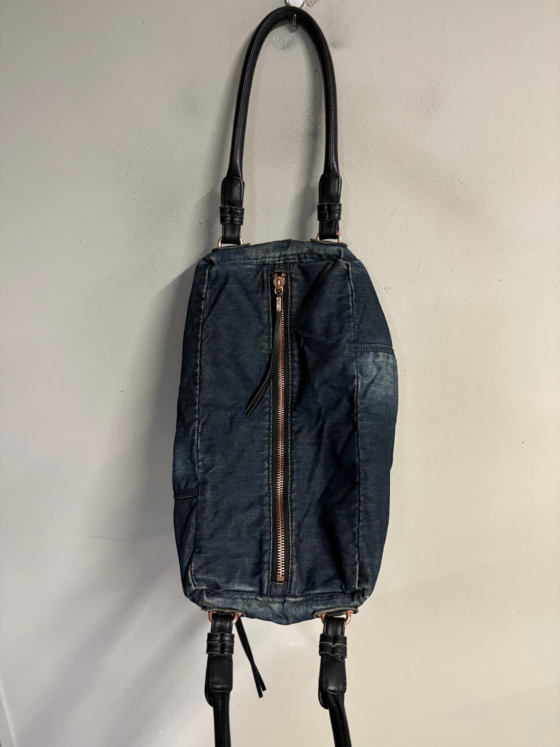 DIESEL denim x leather weave shoulder ba 상품이미지9