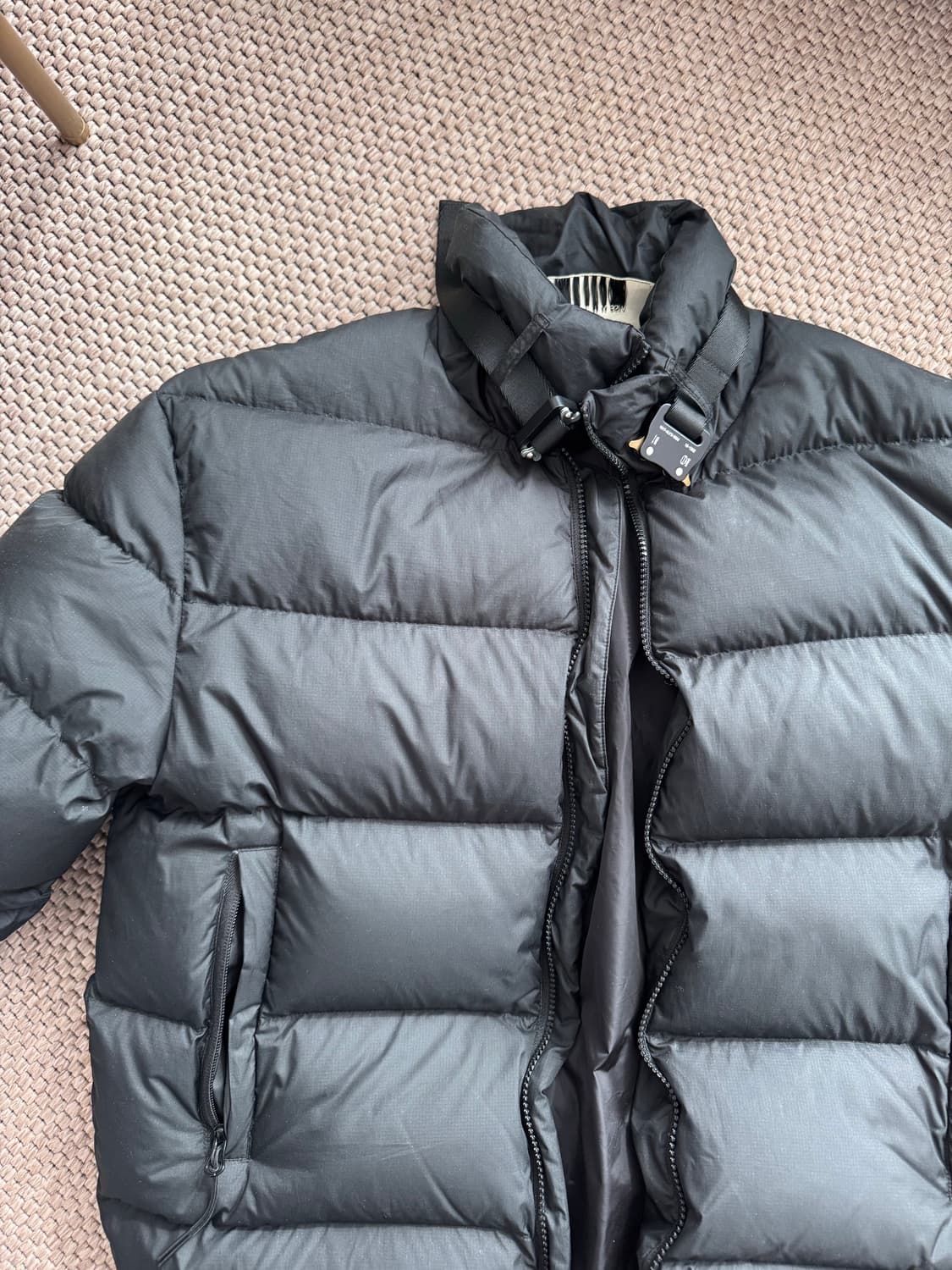 (스캇, 카티 착용)alyx puffer jacket 알릭스 푸퍼 패딩 상품이미지3