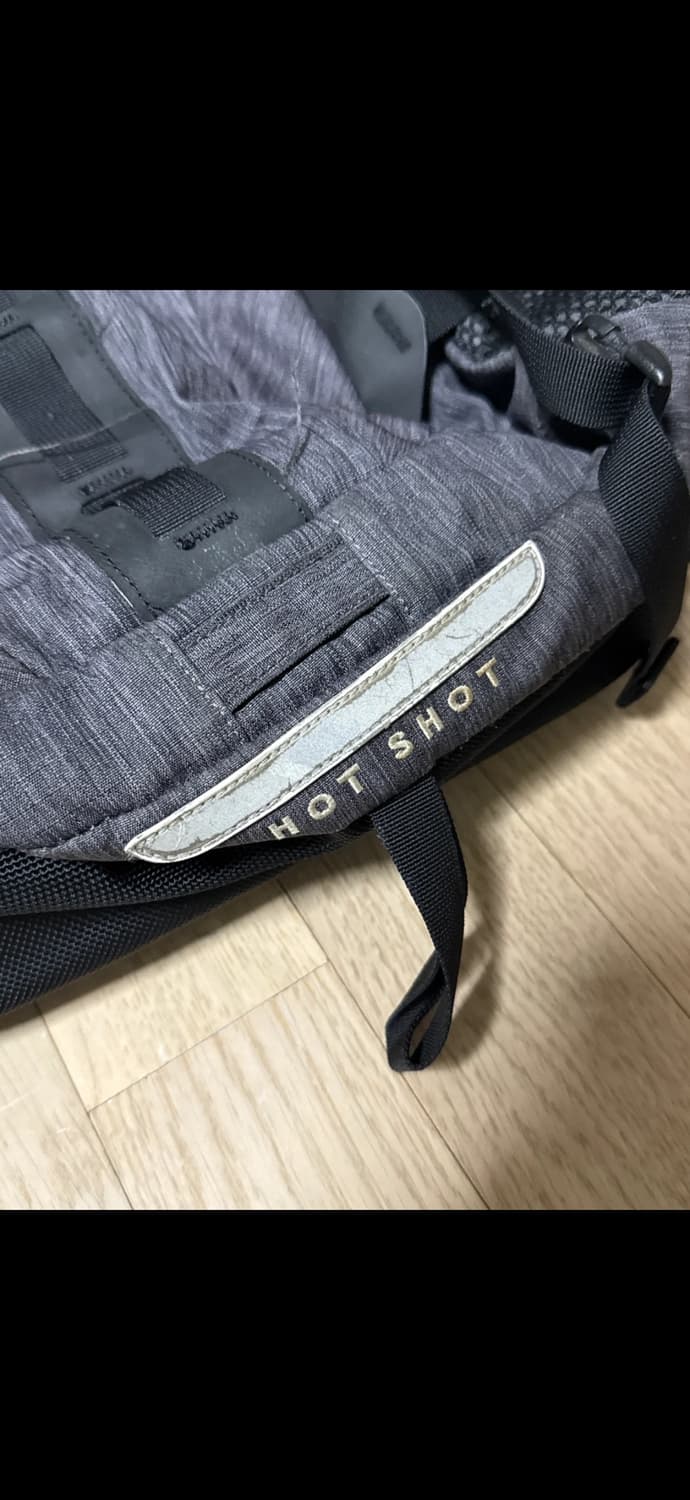 노스페이스 백팩 핫샷 그레이 상품이미지2