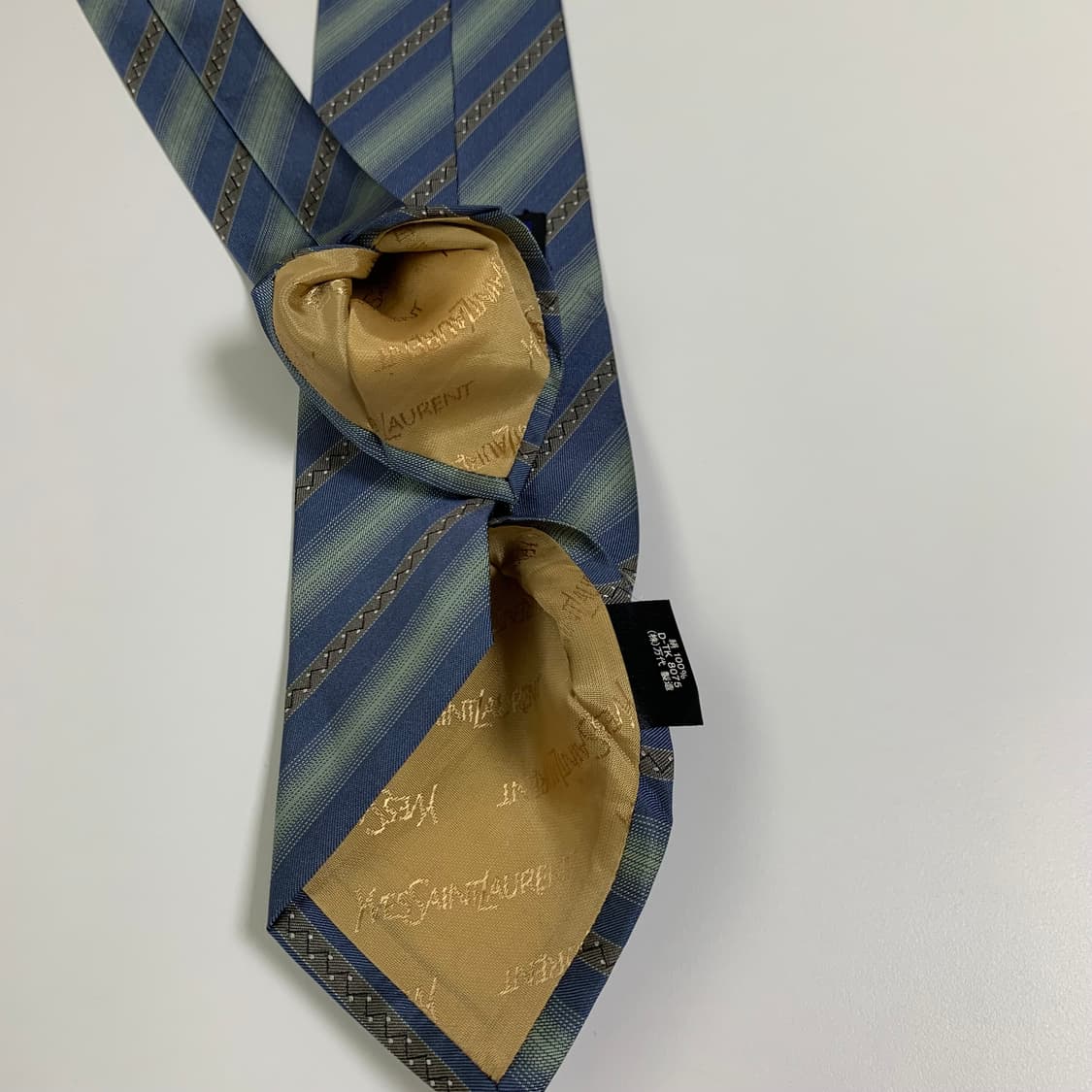 입생로랑(YSL) 명품 슬림 내로우넥타이 A+등급 7.7cm 상품이미지7