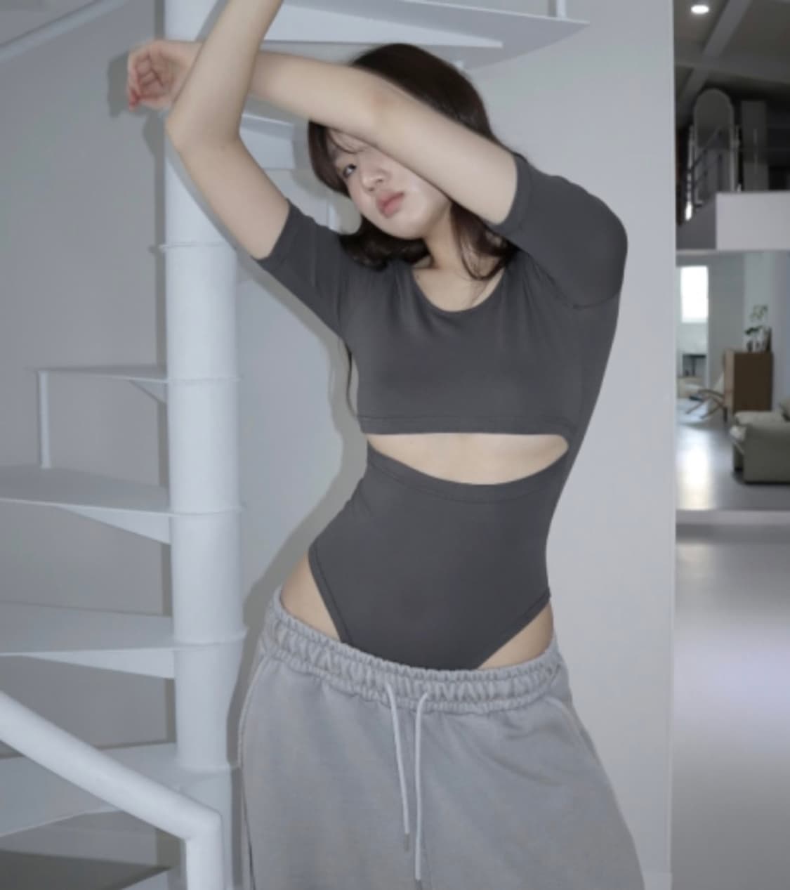 트임 바디수트 차콜 상품이미지2