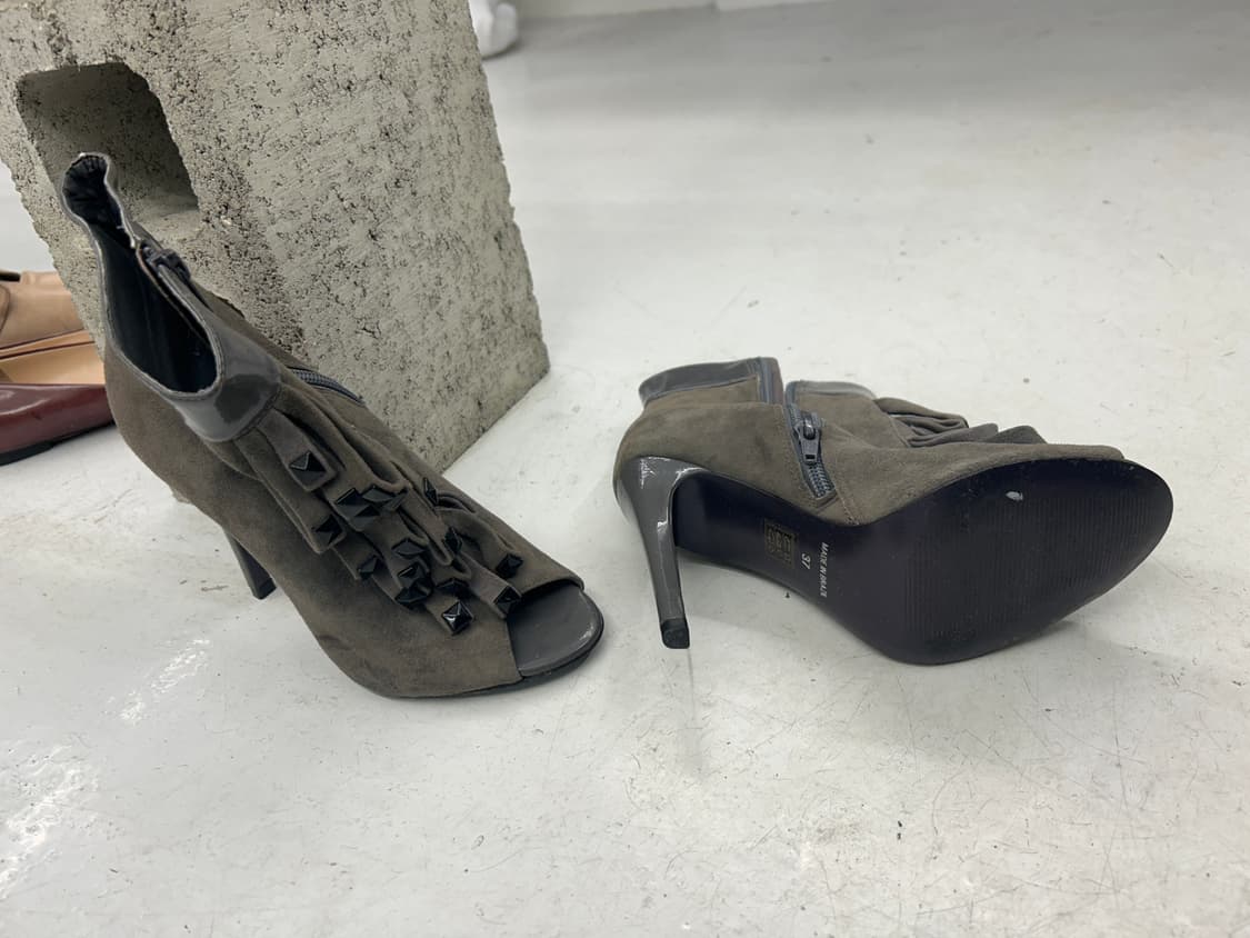 스터드 스트랩 힐  상품이미지2