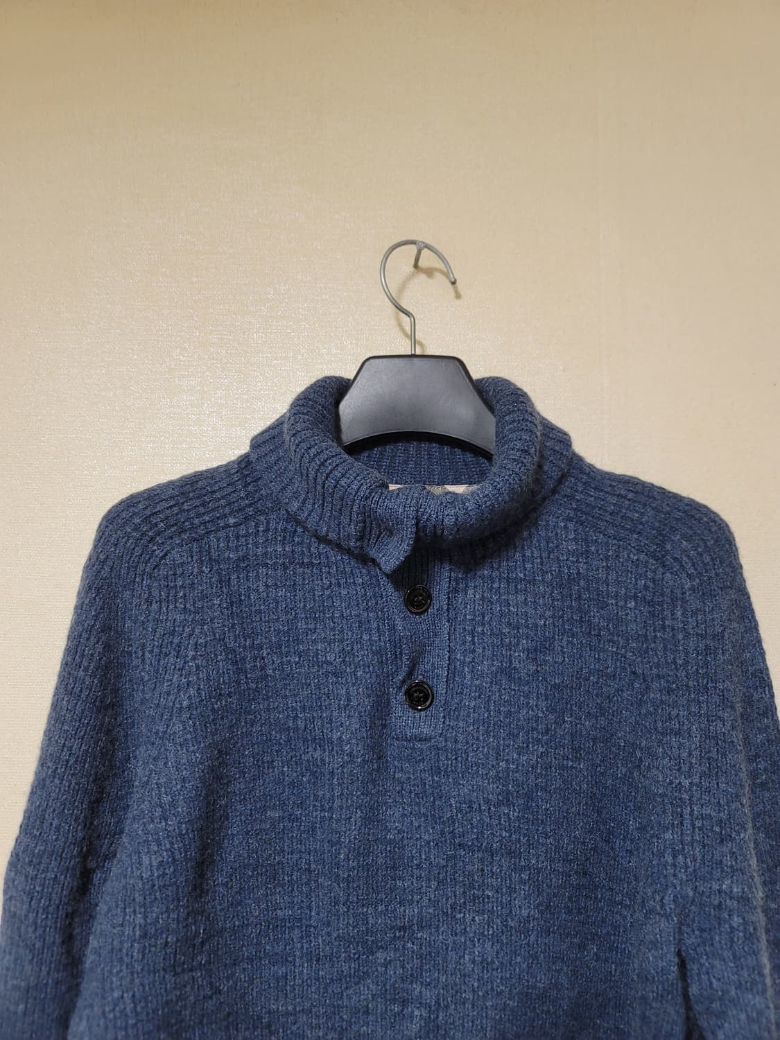 버버리 브릿 캐시미어 혼방 하이넥 니트 상품이미지4