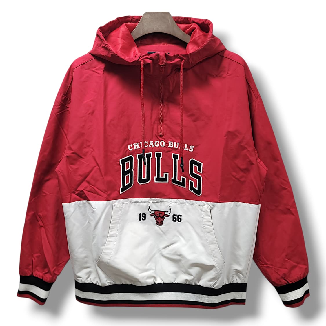 [M] NBA 시카고불스 레드&화이트 바람막이 후드아노락 상품이미지1