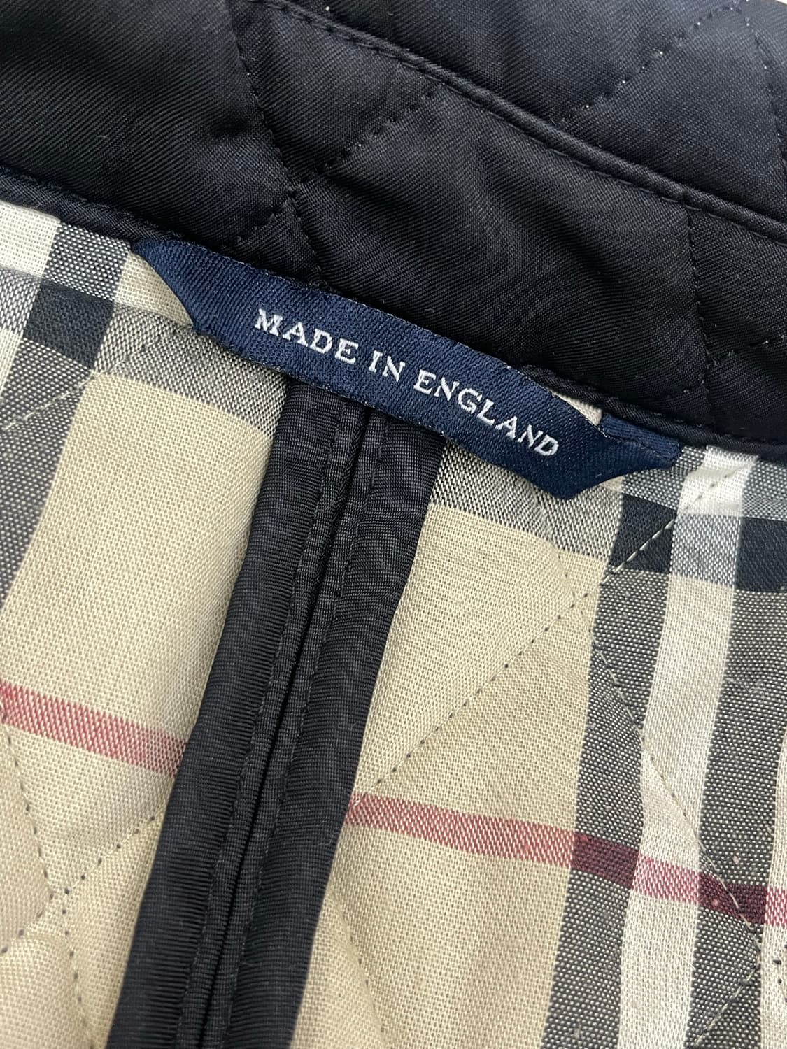 버버리 블랙 퀼팅 자켓 상품이미지8