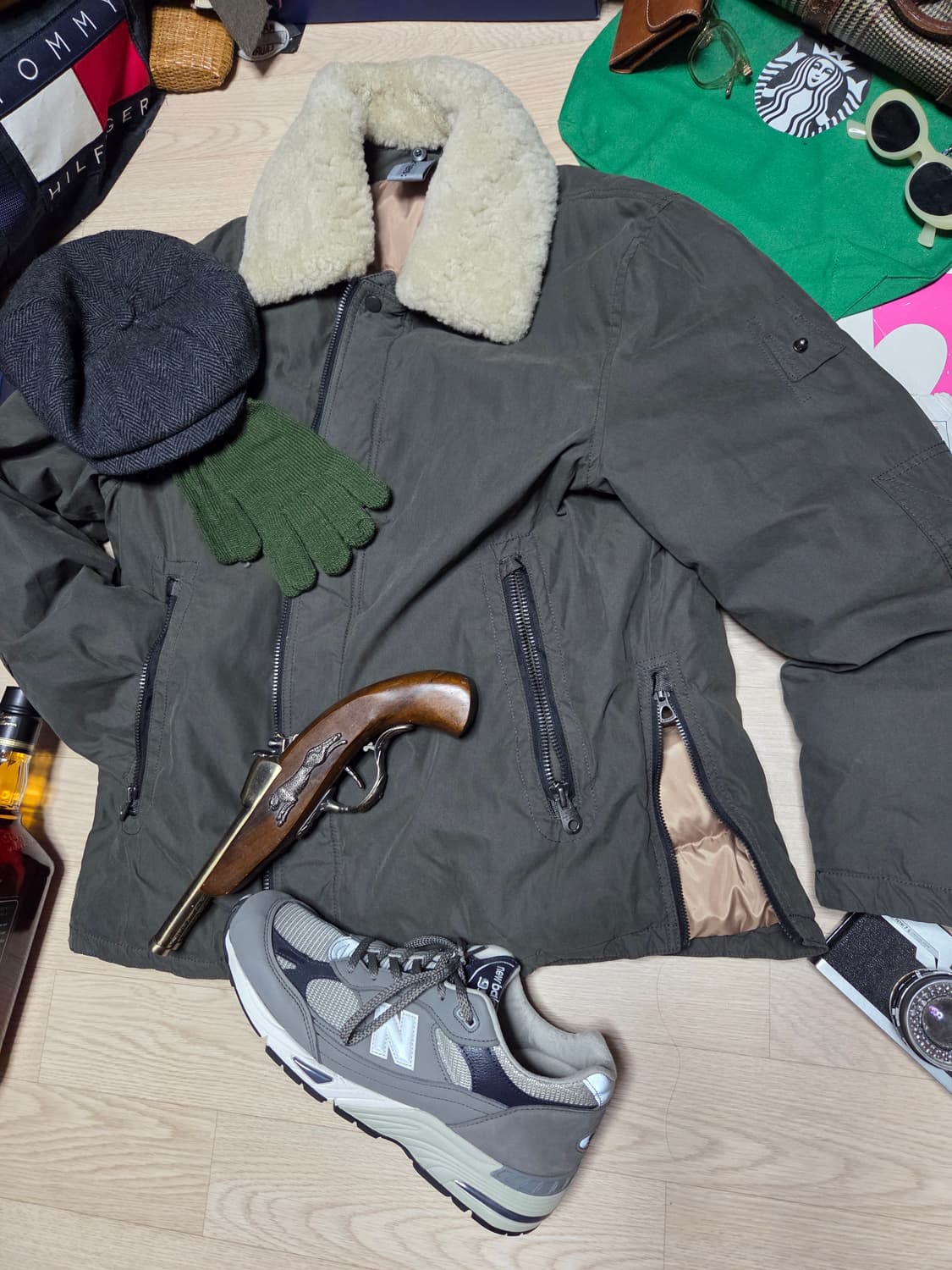 시리즈 퍼 구스다운 자켓 라파 105
 천연양모 퍼 상품이미지1