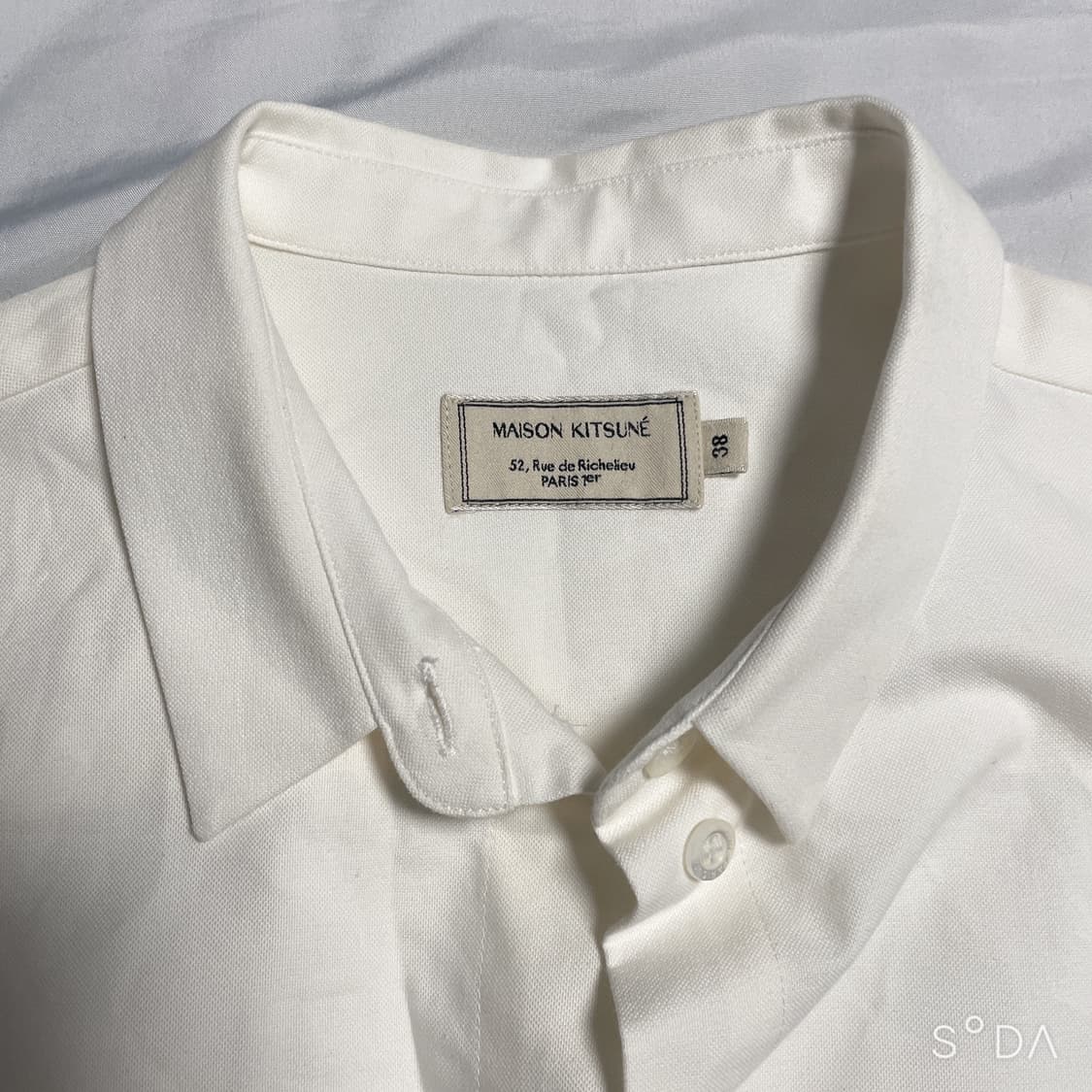 메종키츠네 화이트 셔츠 폭스 로고 상품이미지2