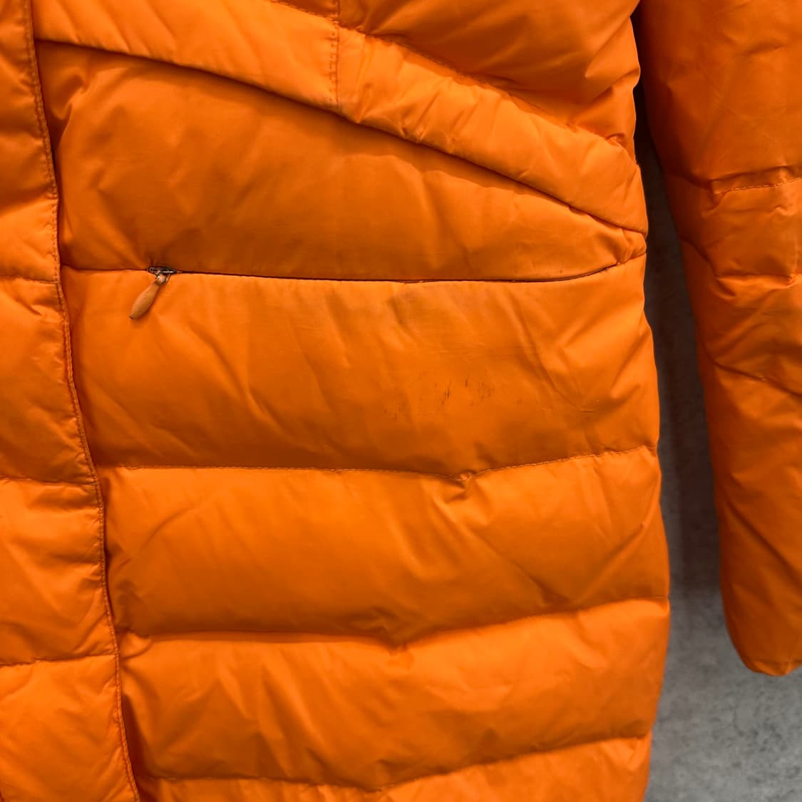 90 돌체앤가바나 여자 다운 하프패딩 상품이미지6