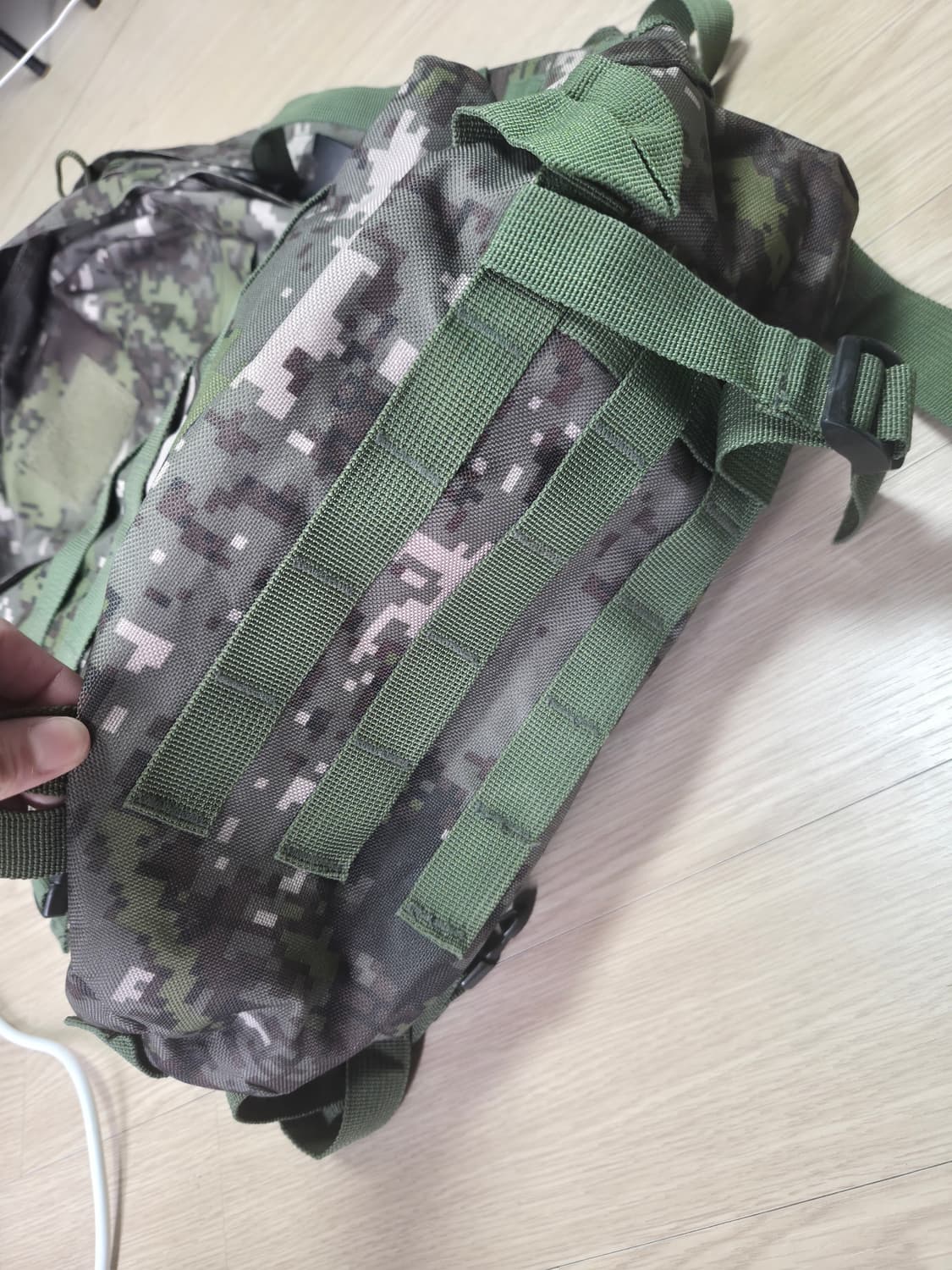 군용 등산가방 픽셀카모 상품이미지4
