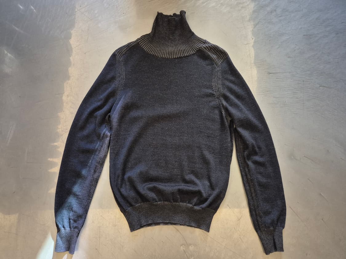 아르마니 꼴레지오니 터틀넥 니트 상품이미지1