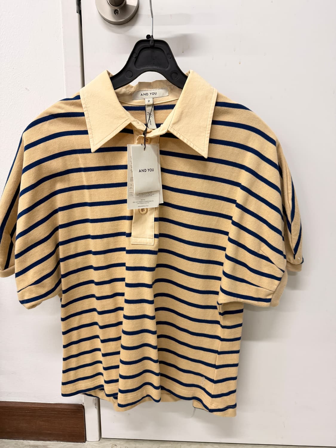 앤드유 AND YOU 스트라이프 카라 티셔츠 (새제품) 상품이미지1