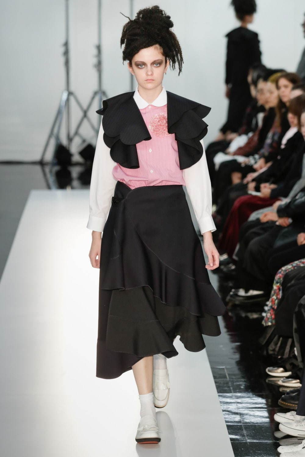 Transformed Asymmetry Ruffle Skirt 상품이미지1