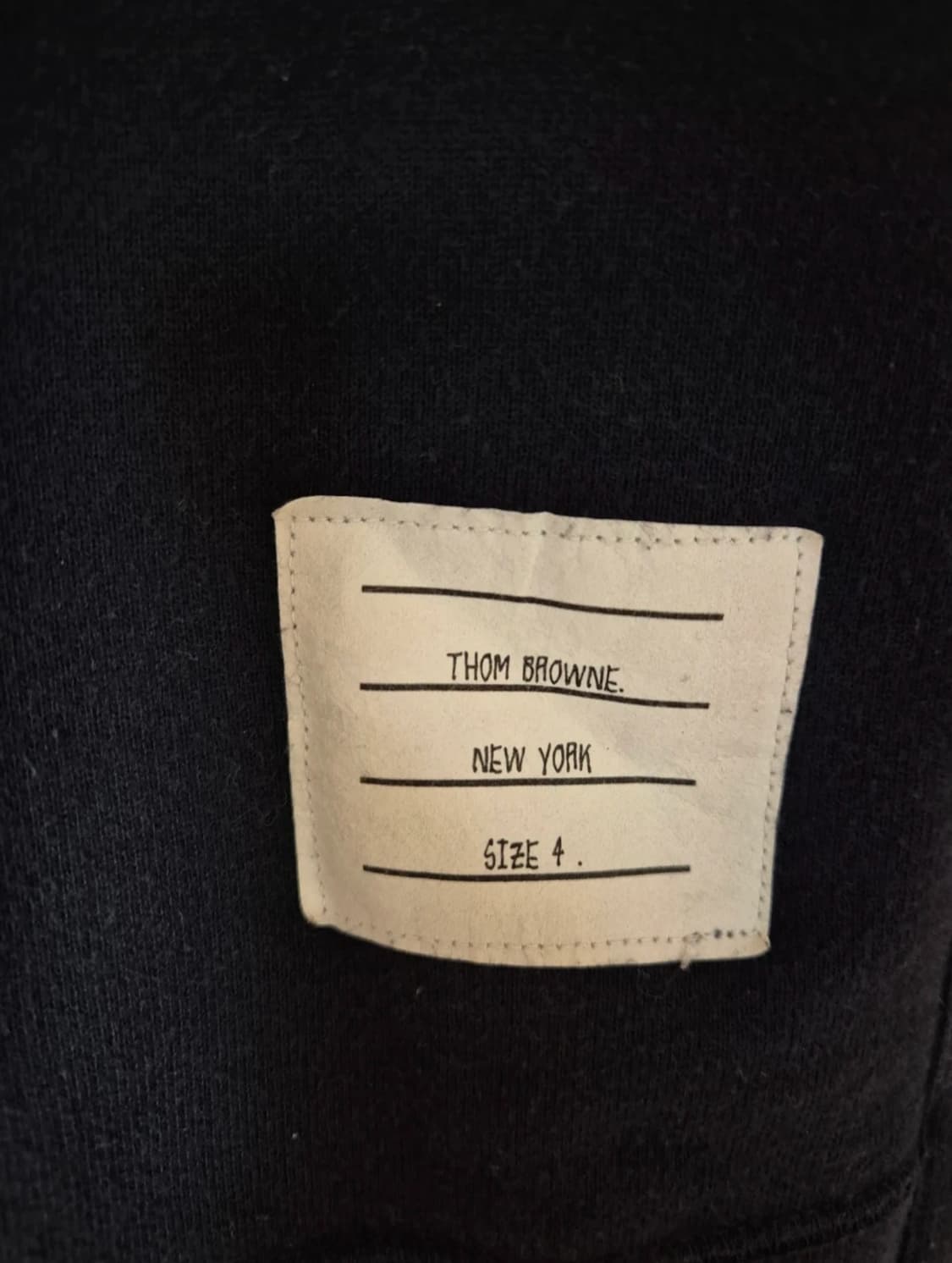 톰브라운 사선 맨투맨 상품이미지2