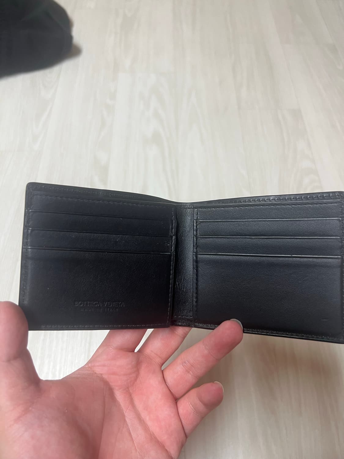 보테가베네타 지갑 상품이미지4