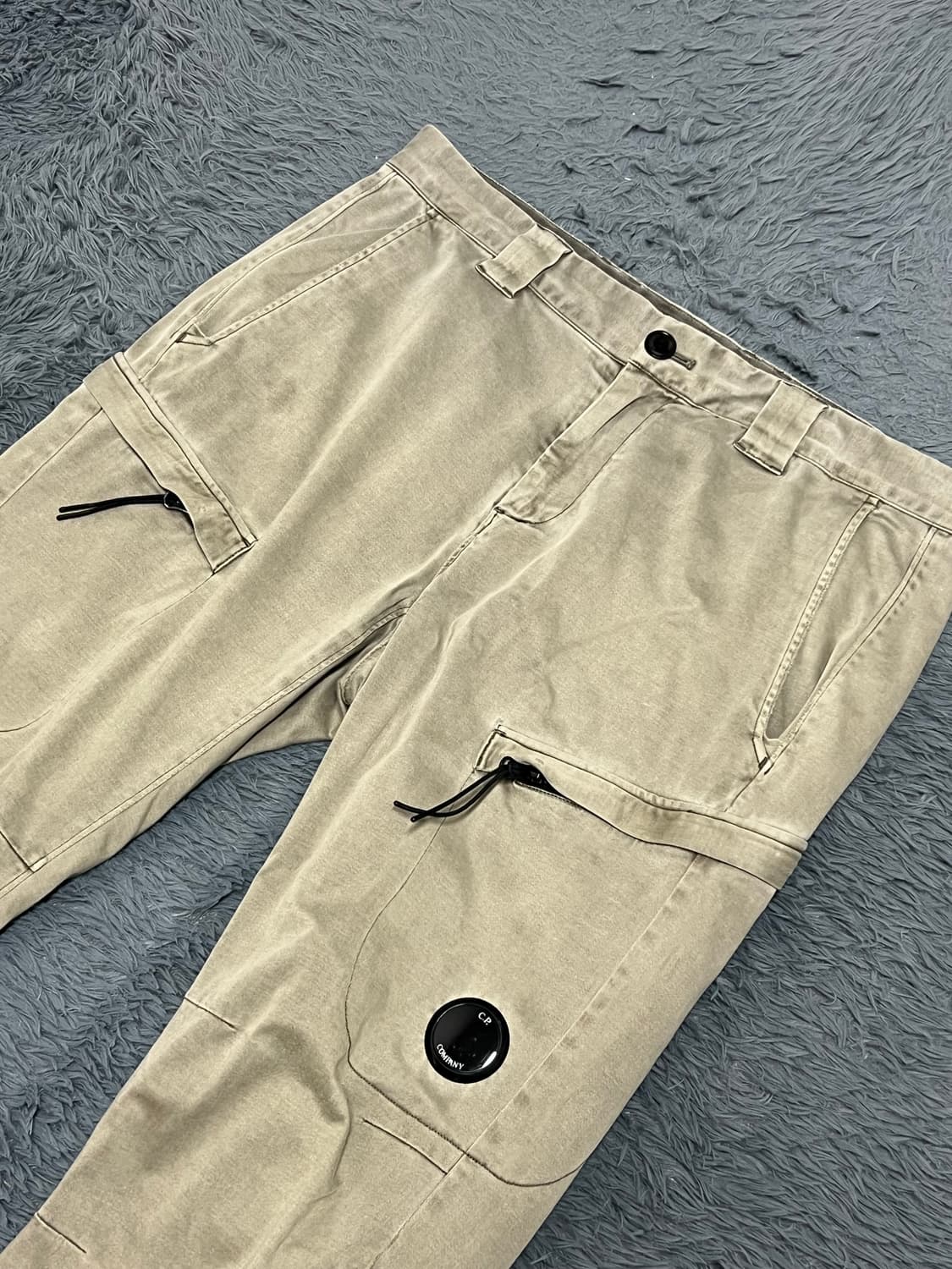 CP컴퍼니 국내매장판 조거팬츠 상품이미지2