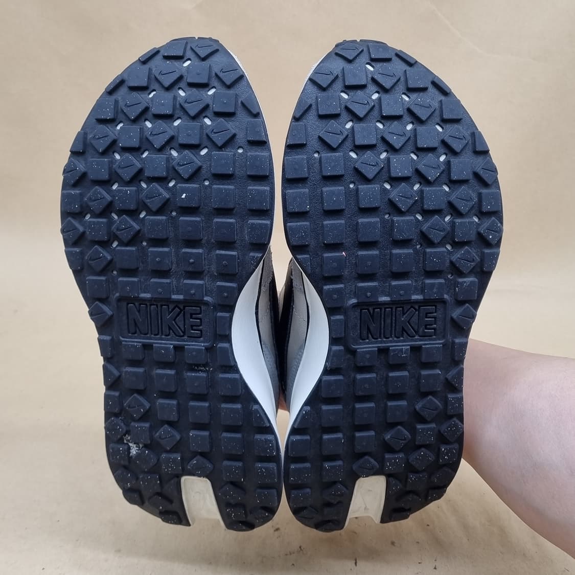 나이키 피닉스 와플 운동화 245 상품이미지3