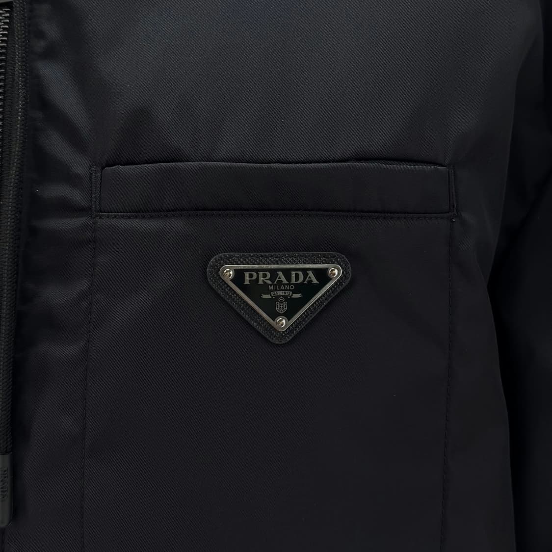 [46사이즈] 프라다 리나일론 삼각로고 후드 자켓 점퍼 (SGX681) 상품이미지6
