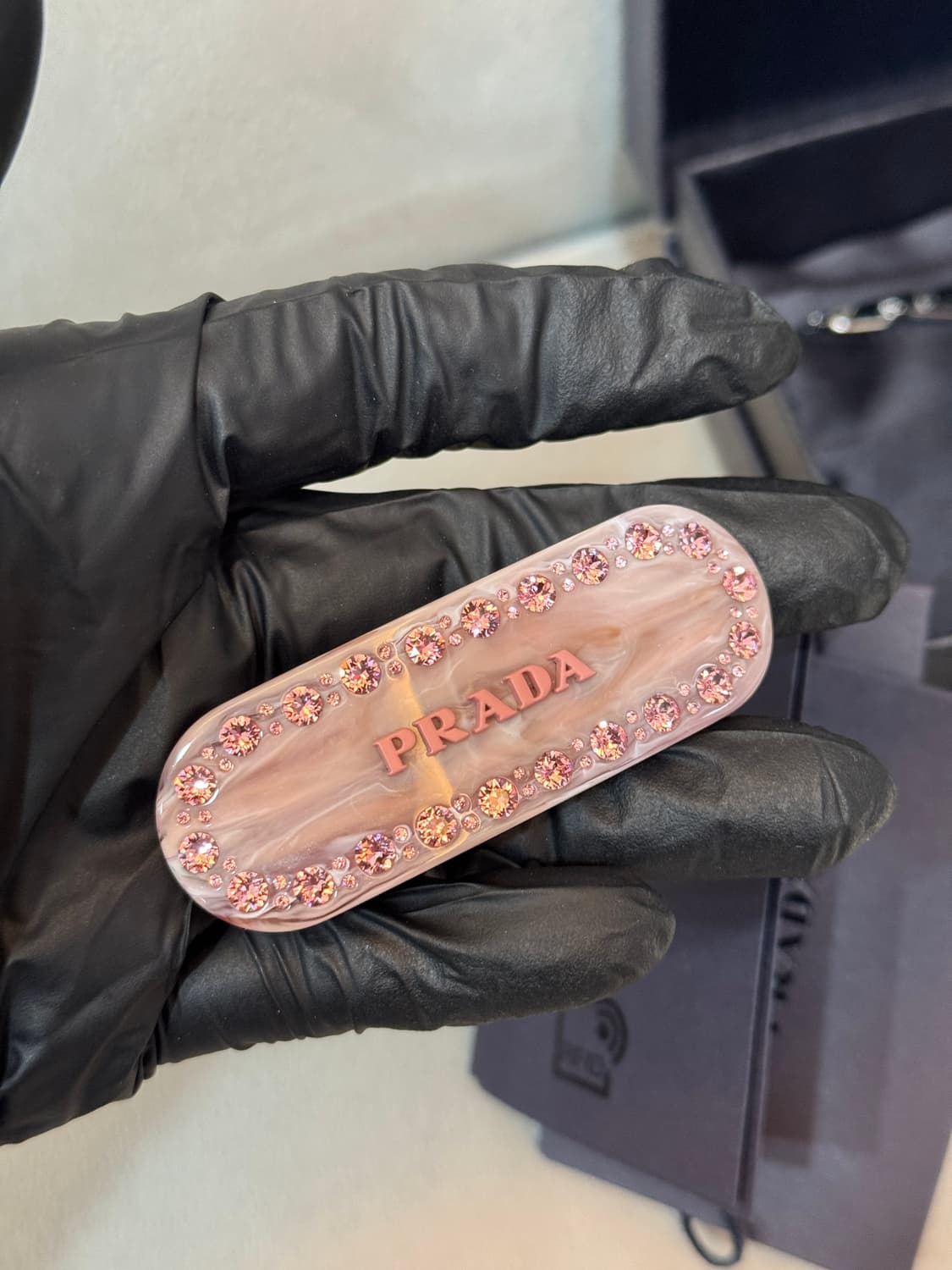 프라다 헤어 클립 상품이미지3