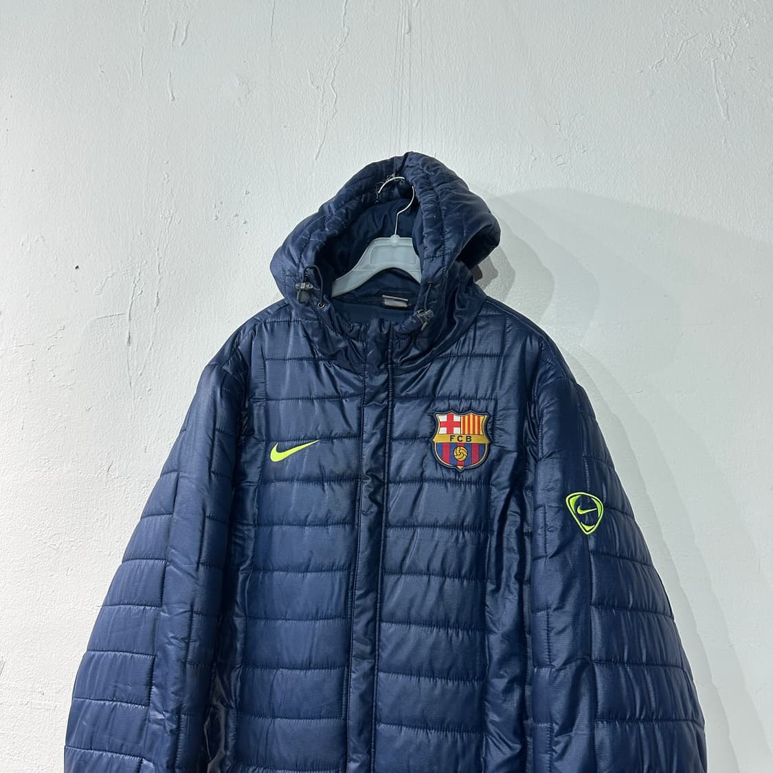 나이키 바르셀로나 경량패딩 105 상품이미지2
