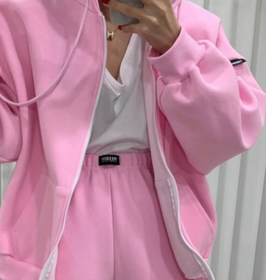 킴즈서울 핑크색 오버핏 후드 집업 상품이미지10