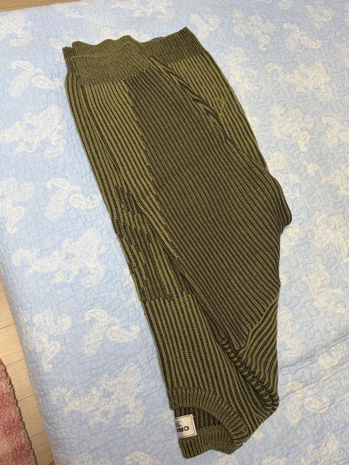 [XL] 크리틱 로고 니트 카키 상품이미지6