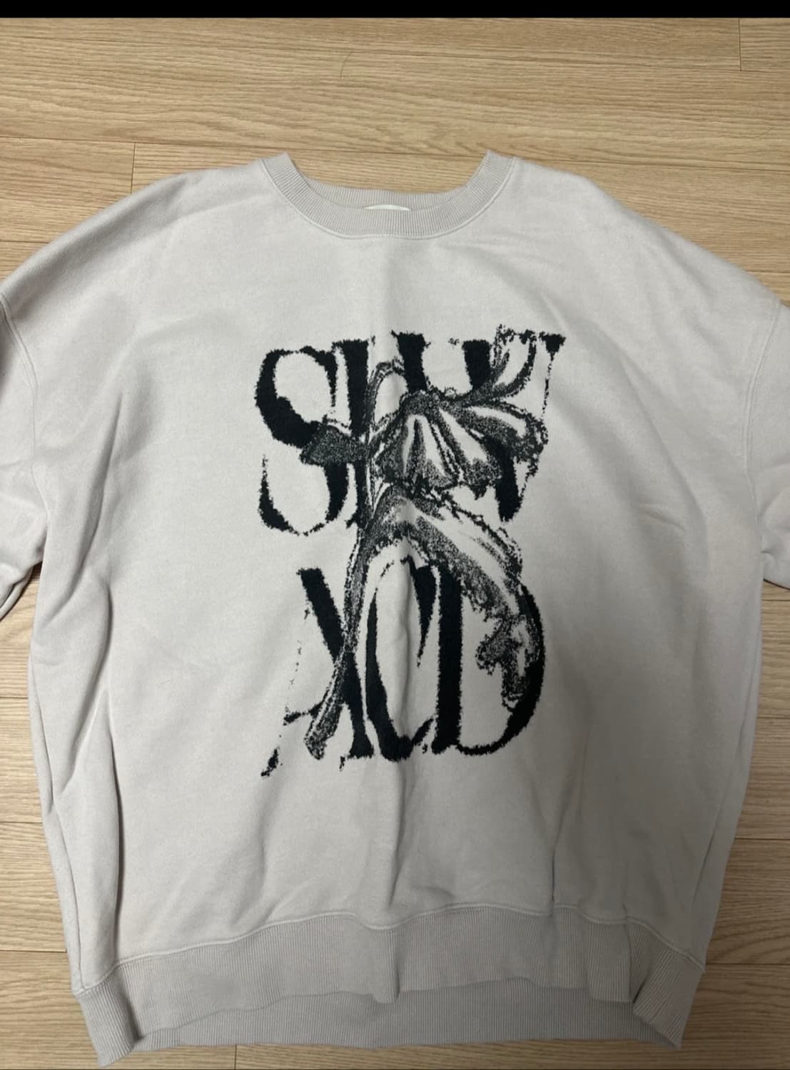 Slow Acid의 베이지색 맨투맨  상품이미지1