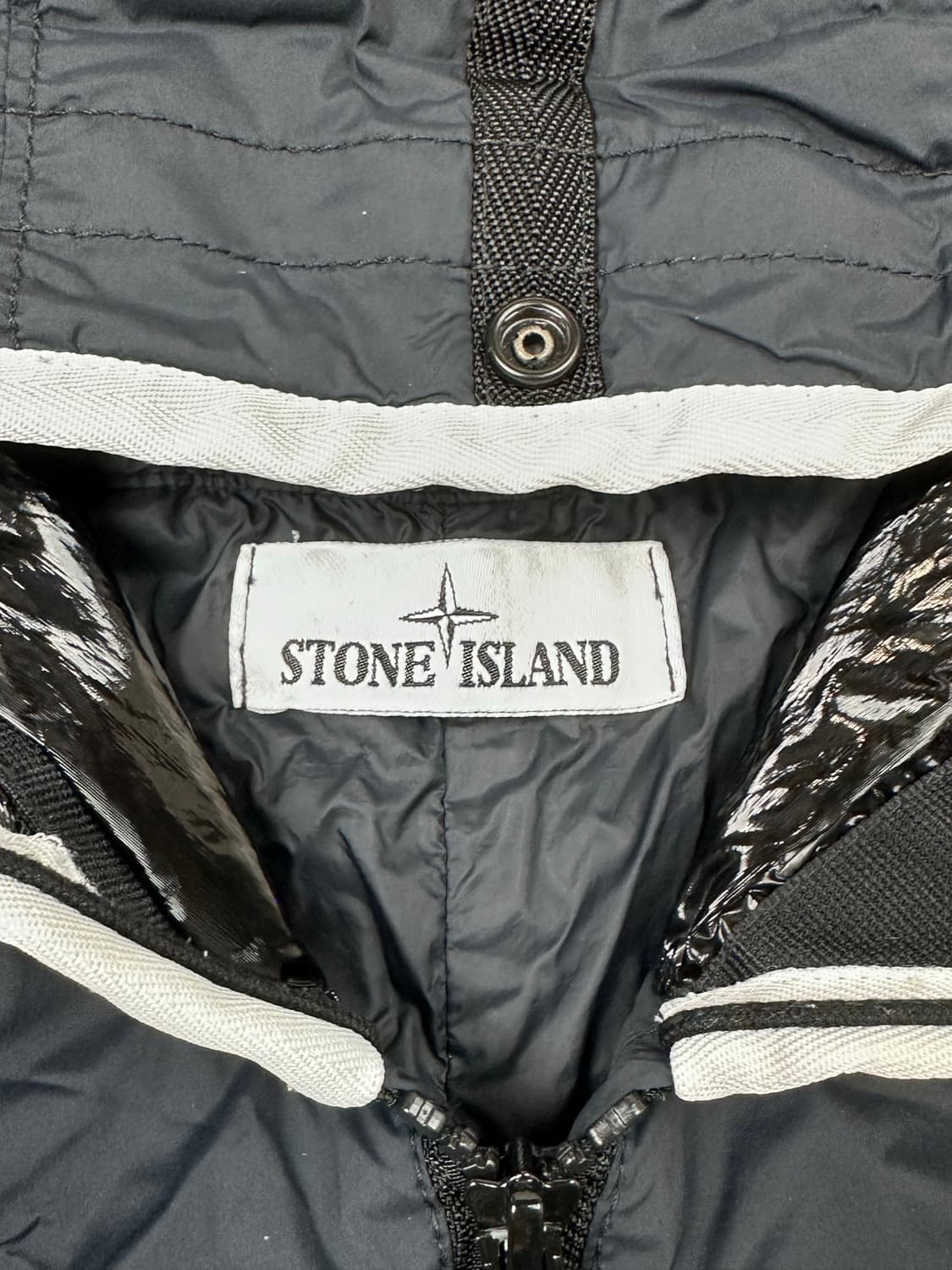 [L] 정품 스톤아일랜드 22SS 스킨터치 나일론 TC 후드 바람막이 상품이미지5