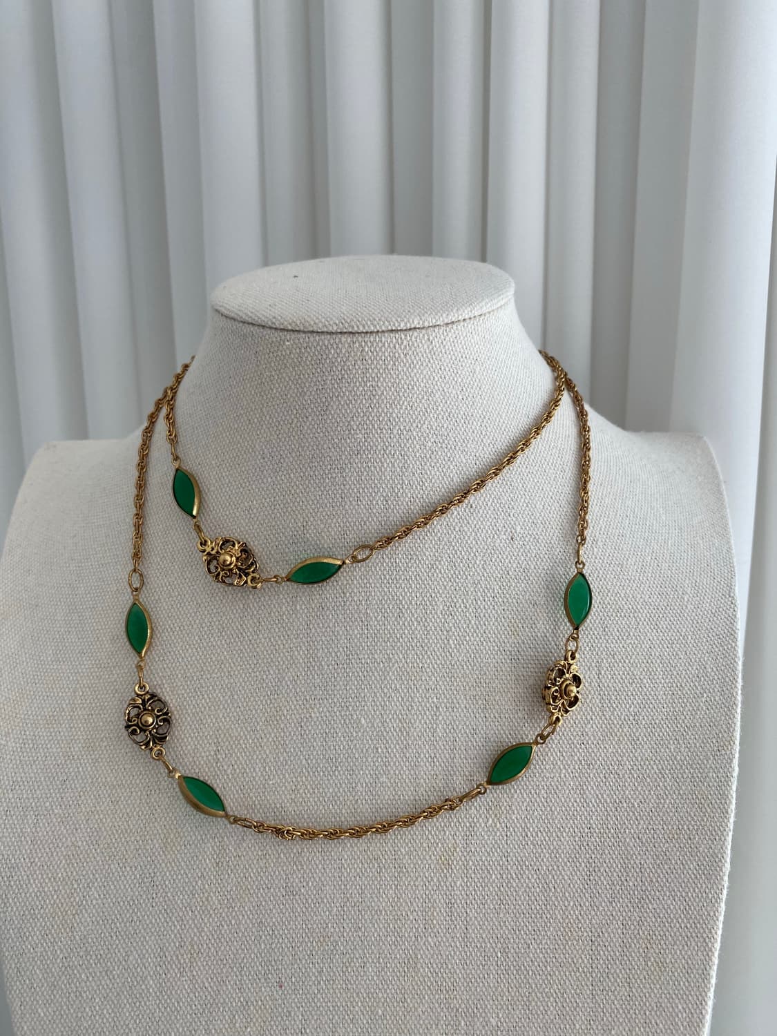 빈티지 그린 플라워 골드 롱 목걸이 상품이미지1