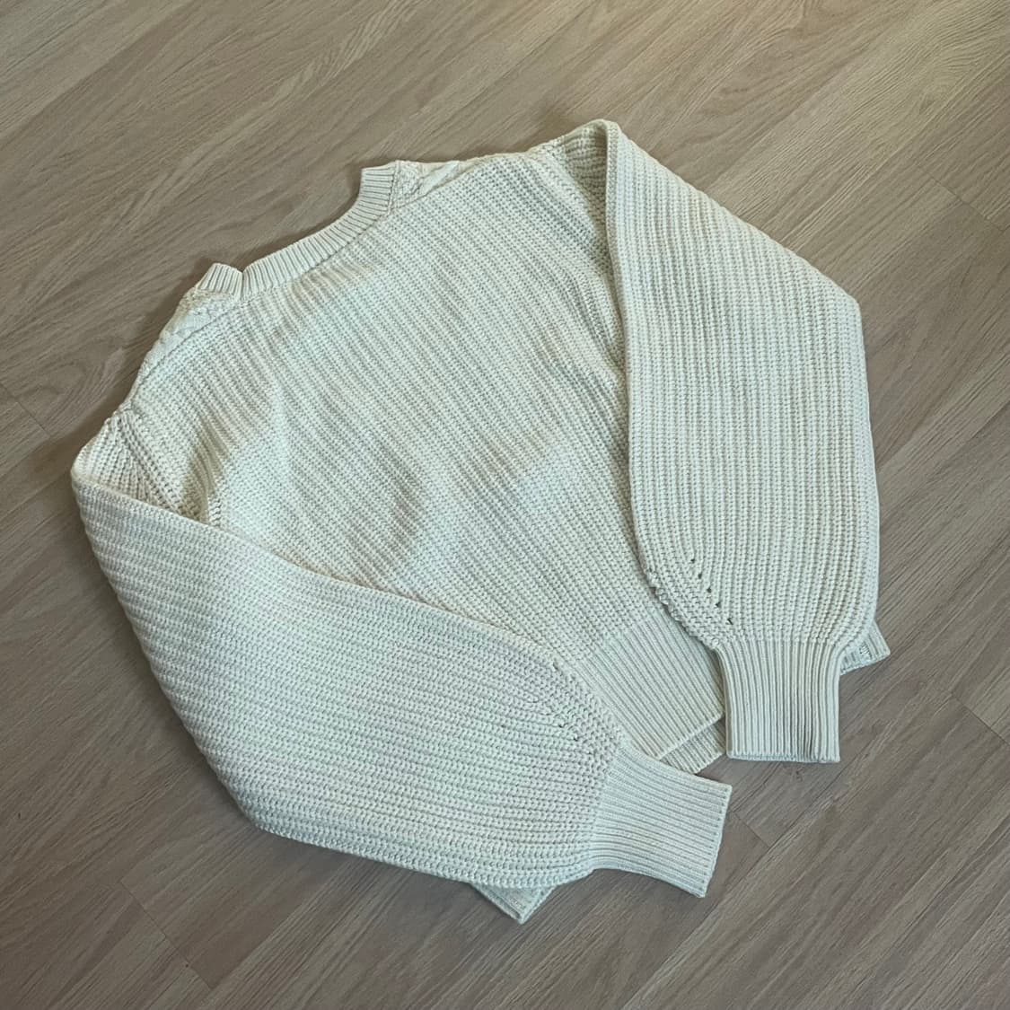 [새상품] 여성 아이보리 니트 상품이미지3