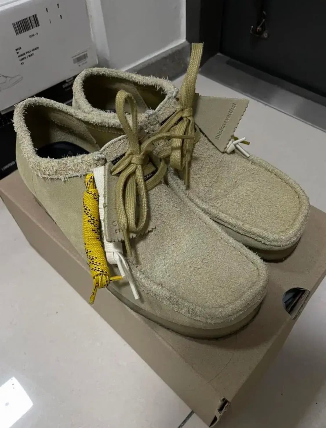 왈라비 디스이즈네버댓 콜라보 UK7 사이즈 상품이미지1