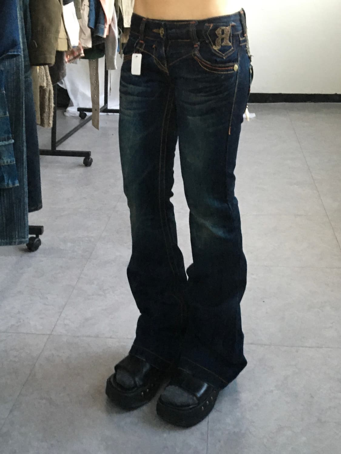 Red pepper back patch point denim pants 상품이미지8