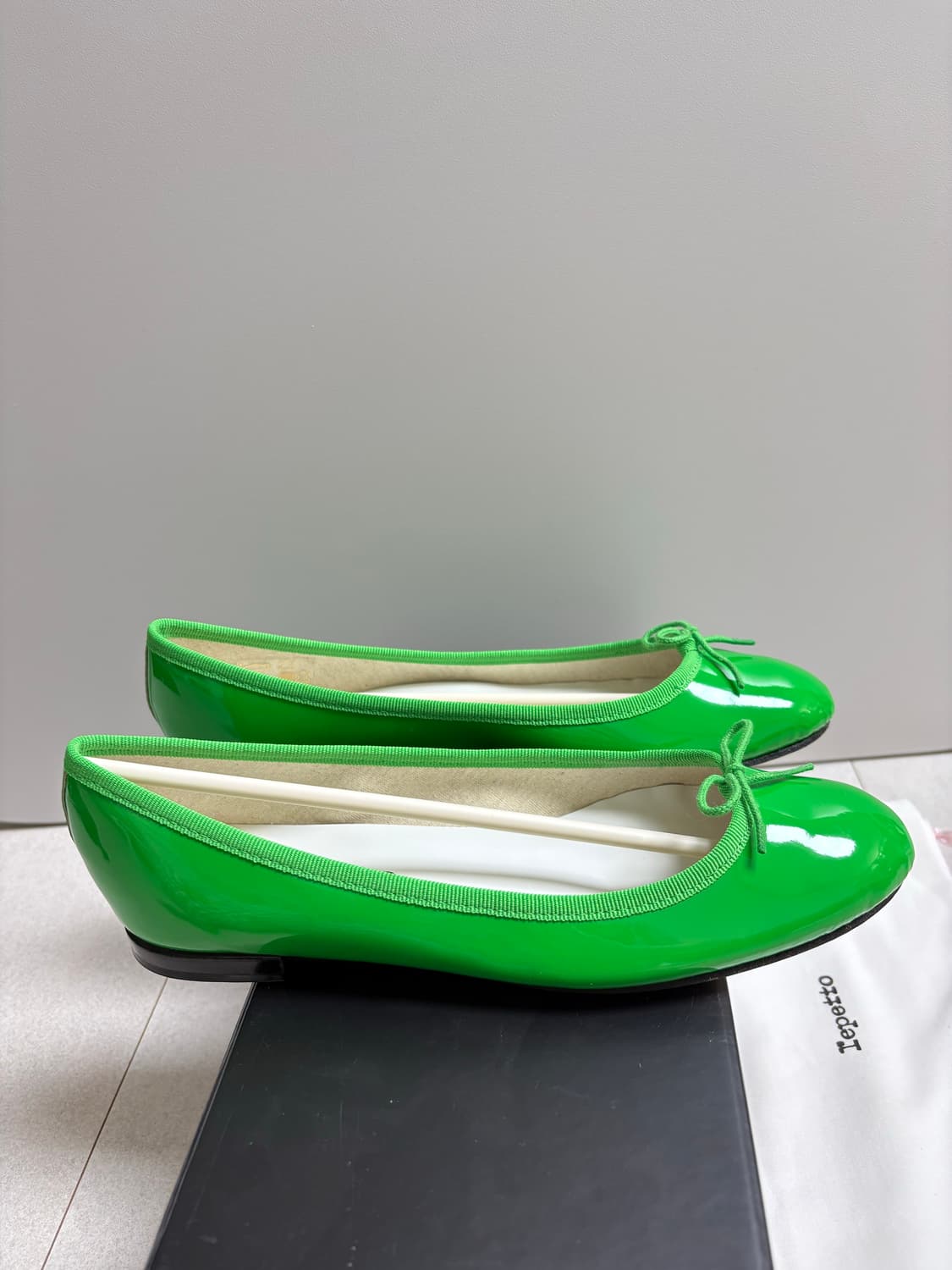 (새상품)레페토 산드리옹 플랫 38사이즈 상품이미지3