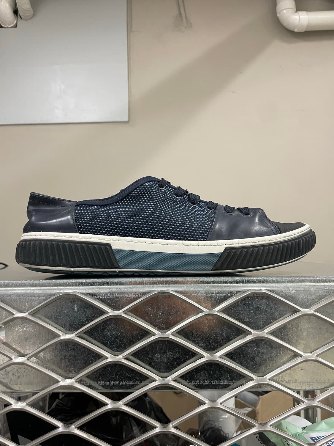 프라다 테크니컬 매쉬 앤 레더 스니커즈 8.5 (gr-4627) 상품이미지4