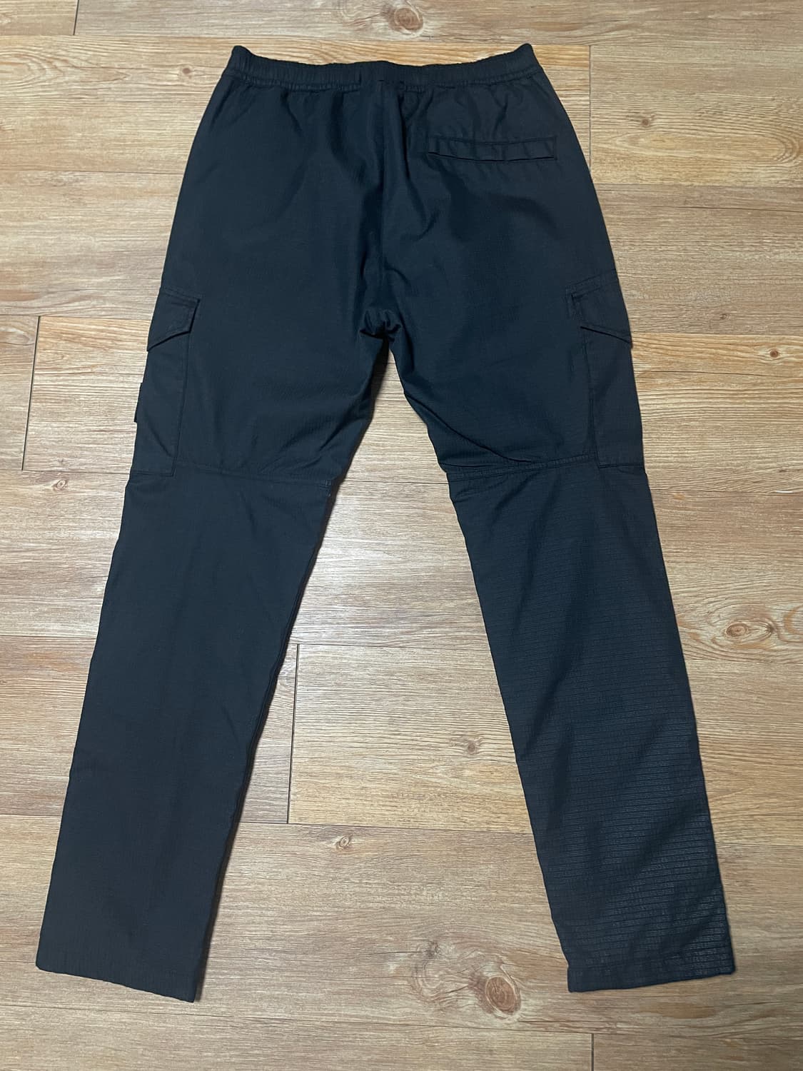 스톤아일랜드 리플렉티브 위브 립스탑-TC 카고팬츠 상품이미지3