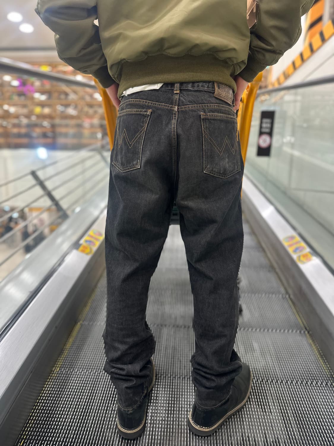 에드윈 1510-72 블랙 워싱 데님 팬츠 상품이미지1