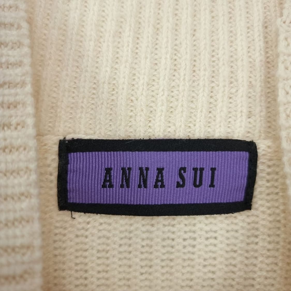 [안나수이] 그래픽 쟈카드 터틀넥 니트 아이보리 M18673 상품이미지6