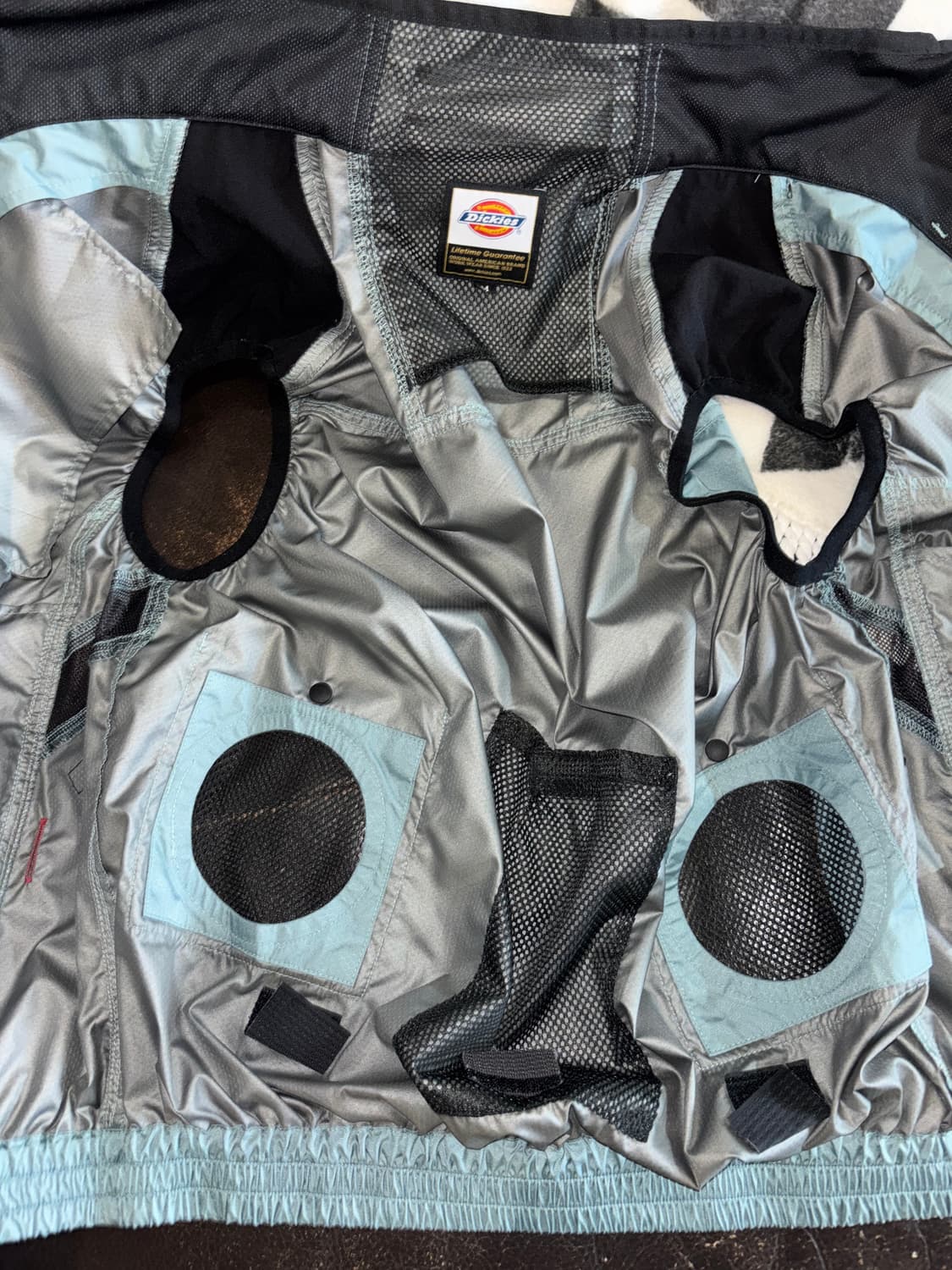 디키즈 블루 아웃도어 바람막이 조끼 상품이미지4