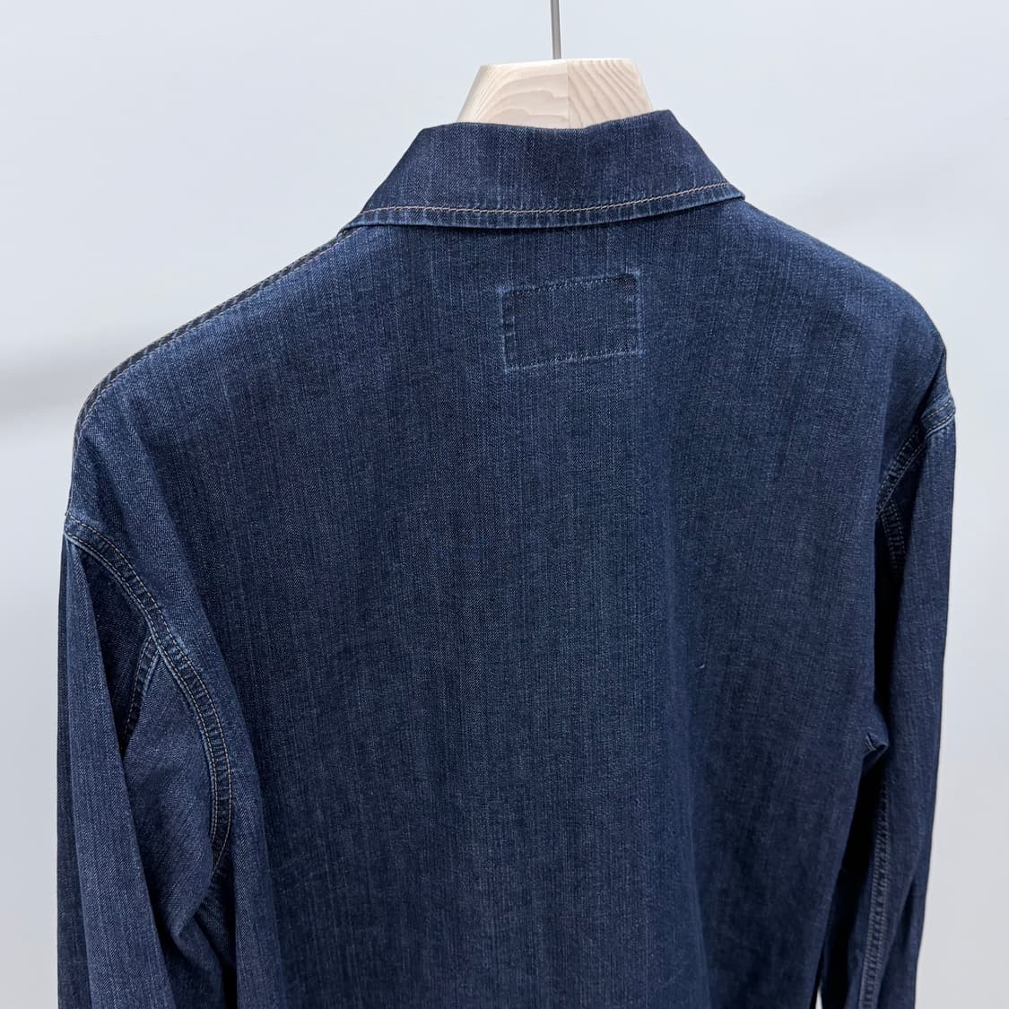 [S급/L] 프라다 삼각로고 라이트 데님 블루종 청자켓 상품이미지6