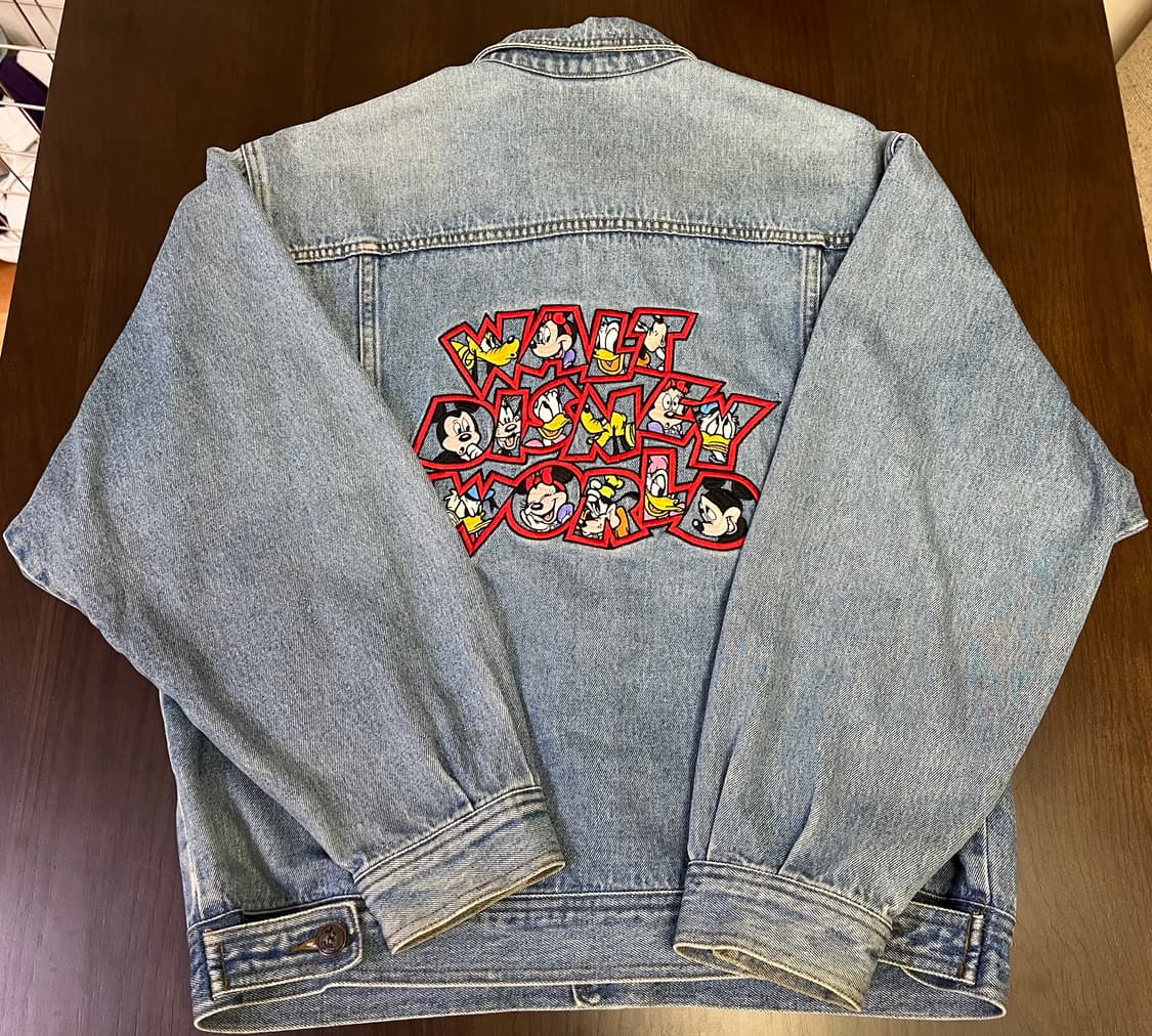 디즈니 미키 90s 월트 디즈니 월드 백로고 데님 트러커 자켓 상품이미지2