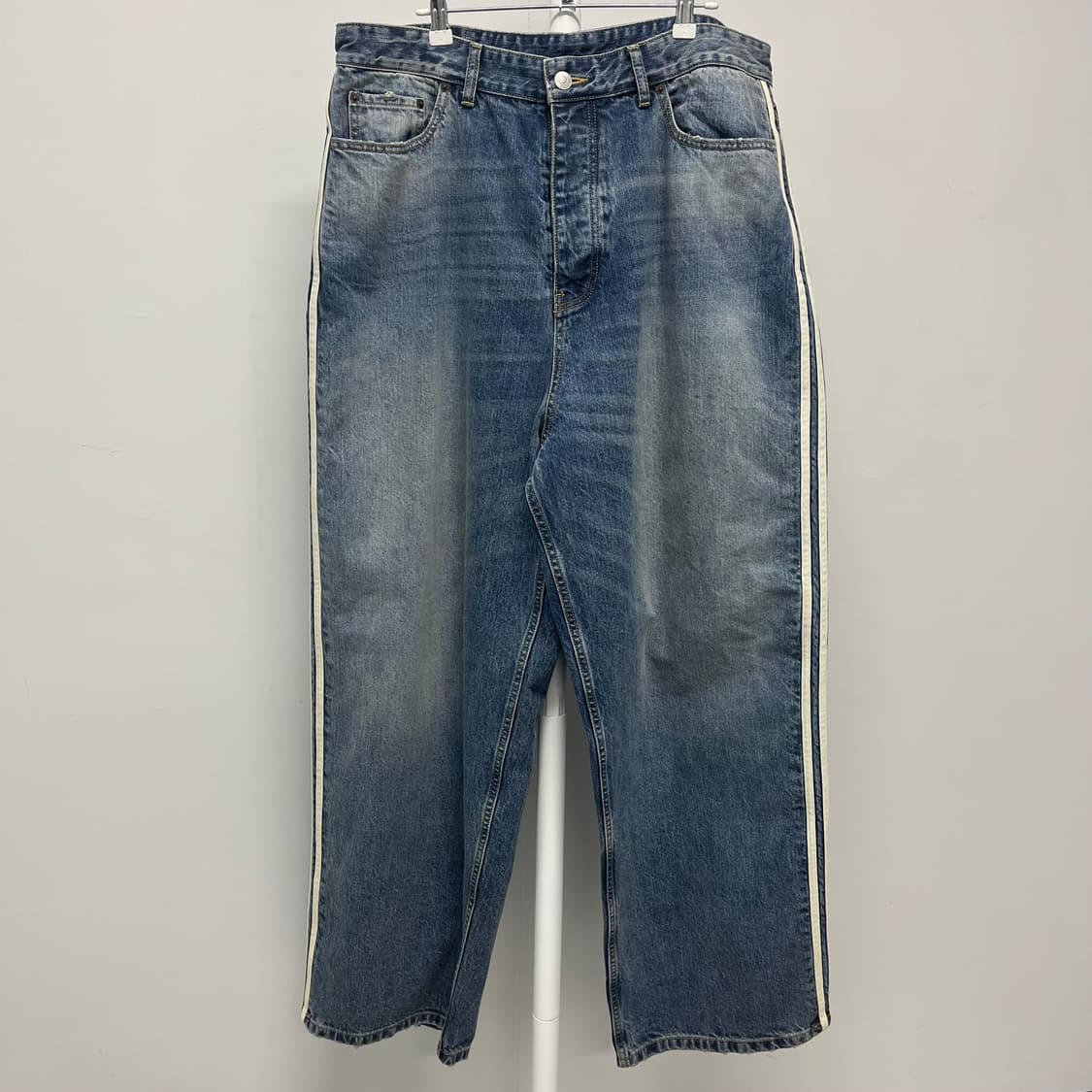 [M] 발렌시아가 x 아디다스 데님 팬츠 청바지 상품이미지1