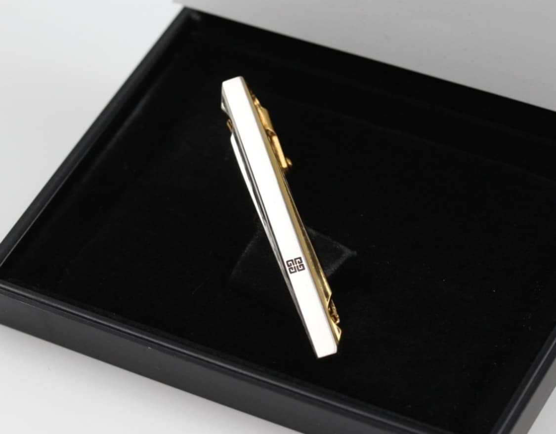 지방시 A-등급 5.1cm 남자 명품 넥타이핀 상품이미지1