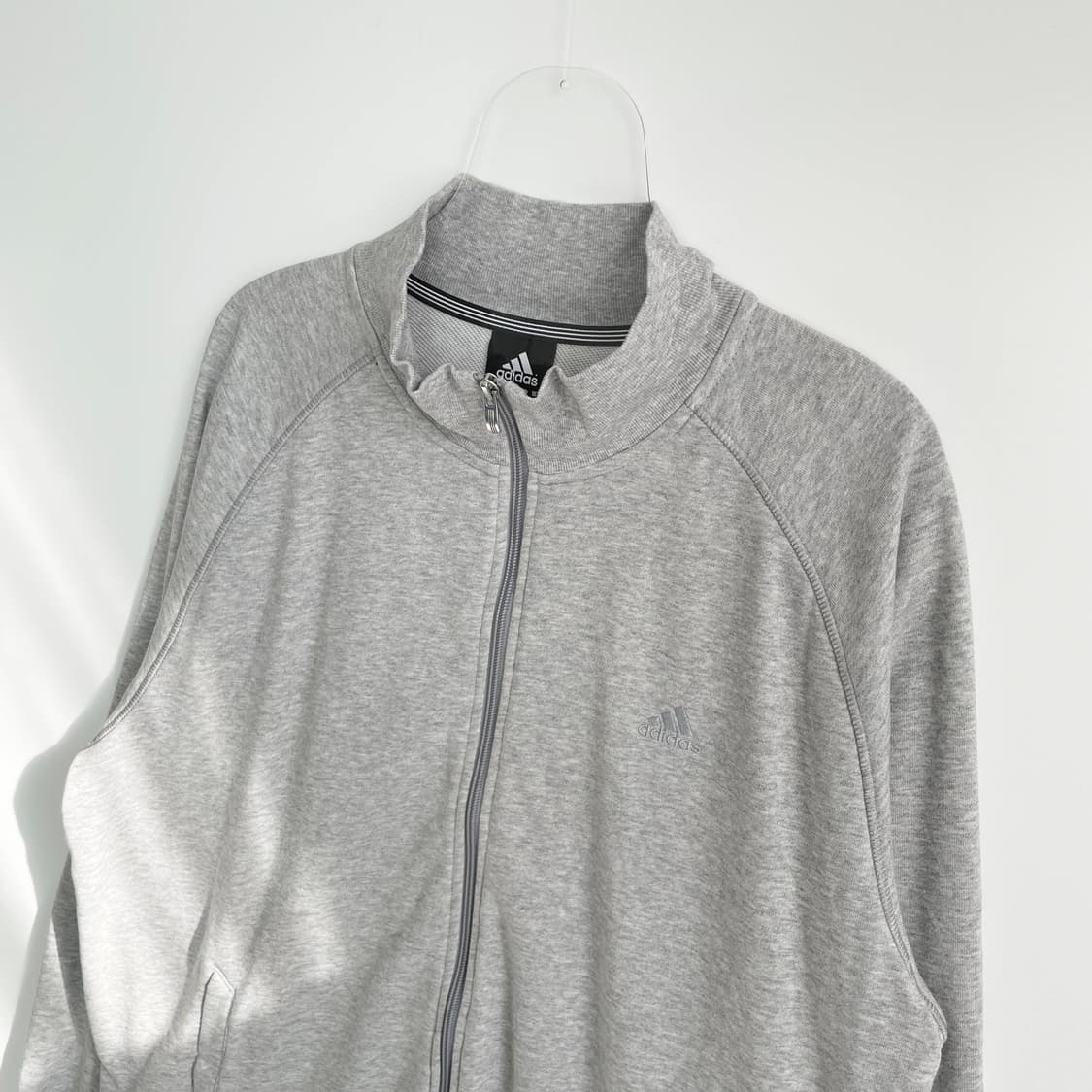 C1 아디다스 에센셜 풀 집업 110사이즈 상품이미지2