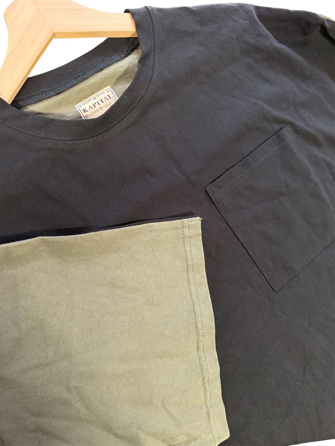 캐미탈 본 투톤 카키 티셔츠 상품이미지3