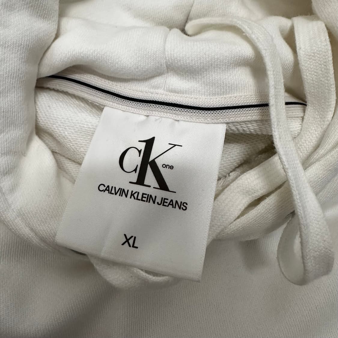 캘빈클라인 CK 로고 후드티 화이트 XL 상품이미지4